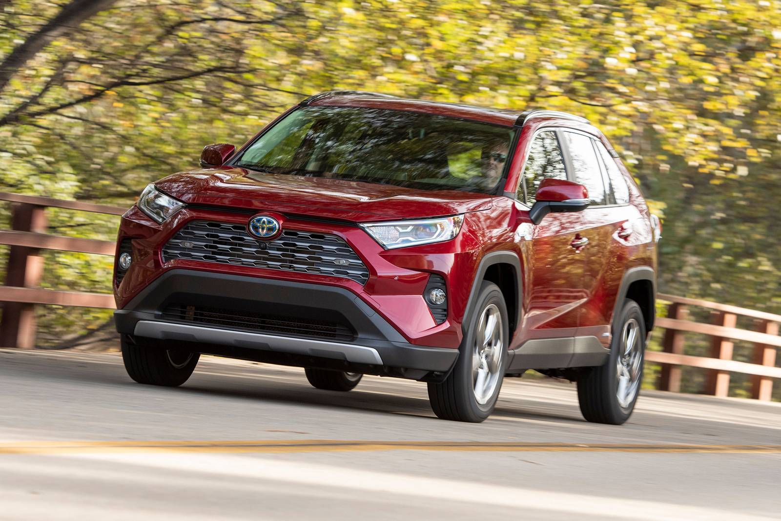 2019 Toyota Rav4 Hybrid Prices Reviews And Pictures Edmunds