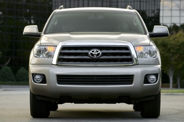 The 2016 Toyota Sequoia The 2016 Toyota Sequoia