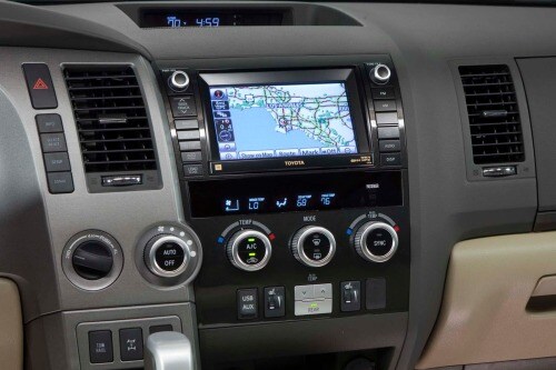 Toyota Sequoia Limited 4dr SUV Center Console