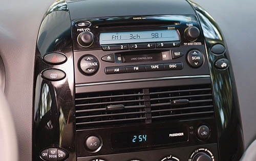 2006 Toyota Sienna LE Center Console