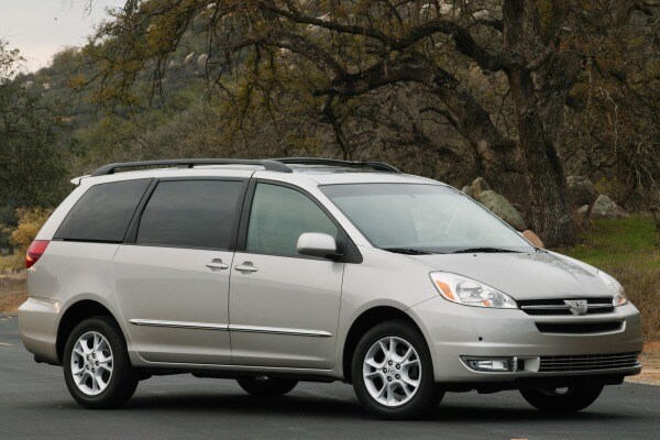 The 2007 Toyota Sienna The 2007 Toyota Sienna
