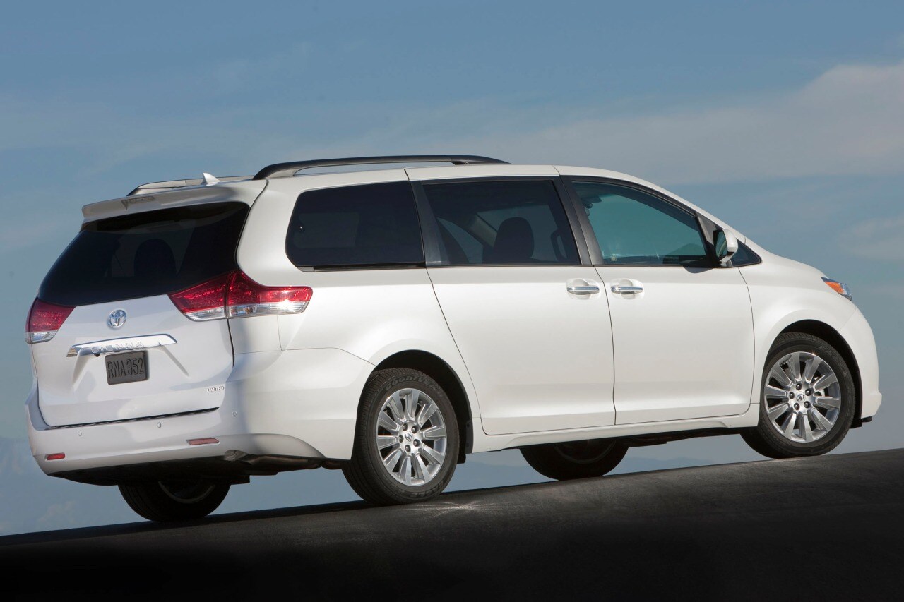 Used 2014 Toyota Sienna for sale - Pricing & Features ...