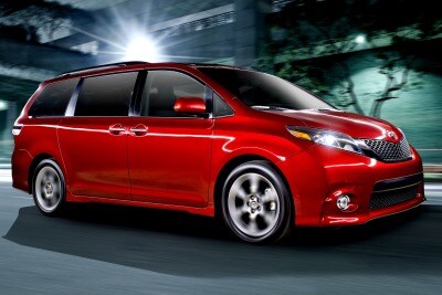 2016 Toyota Sienna Consumer Reviews 39 Car Edmunds 2016 Toyota Sienna Se 8 Penger Minivan Exterior