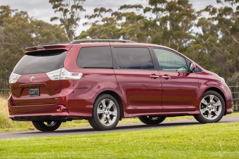 2016 Toyota Sienna Pictures - 60 Photos | Edmunds