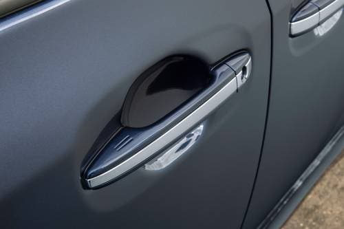 2020 Toyota Sienna SE Premium 8-Passenger Passenger Minivan Exterior Detail