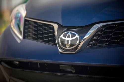 2020 Toyota Sienna SE Premium 8-Passenger Passenger Minivan Front Badge