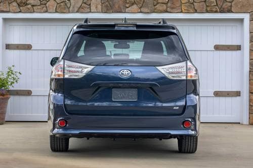 2020 Toyota Sienna SE Premium 8-Passenger Passenger Minivan Exterior