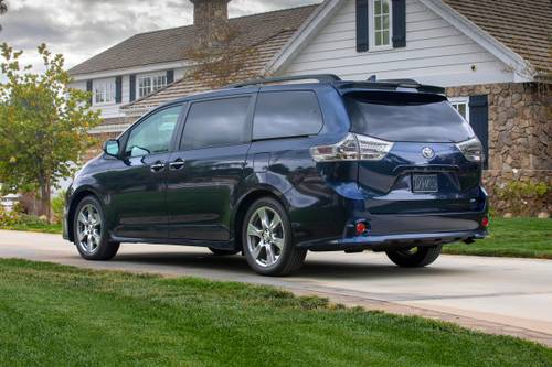 2020 Toyota Sienna SE Premium 8-Passenger Passenger Minivan Exterior