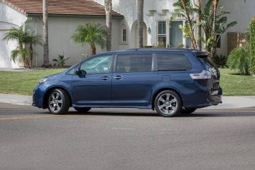 2020 Toyota Sienna SE Premium 8-Passenger Passenger Minivan Exterior