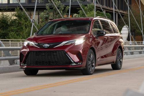 2021 Toyota Sienna XSE 7-Passenger Passenger Minivan Exterior