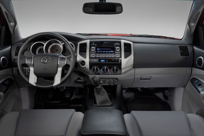 2013 Toyota Tacoma Pictures - 334 Photos | Edmunds