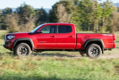 2016 Toyota Tacoma Double Cab Review Edmunds 2016 Toyota Tacoma Trd Off Road Crew Cab Pickup Exterior Shown