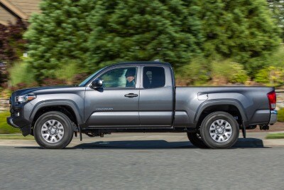 Used 2016 Toyota Tacoma Sr5 Double Cab Review Ratings Edmunds 2016 Toyota Tacoma Sr5 Extended Cab Pickup Exterior Shown