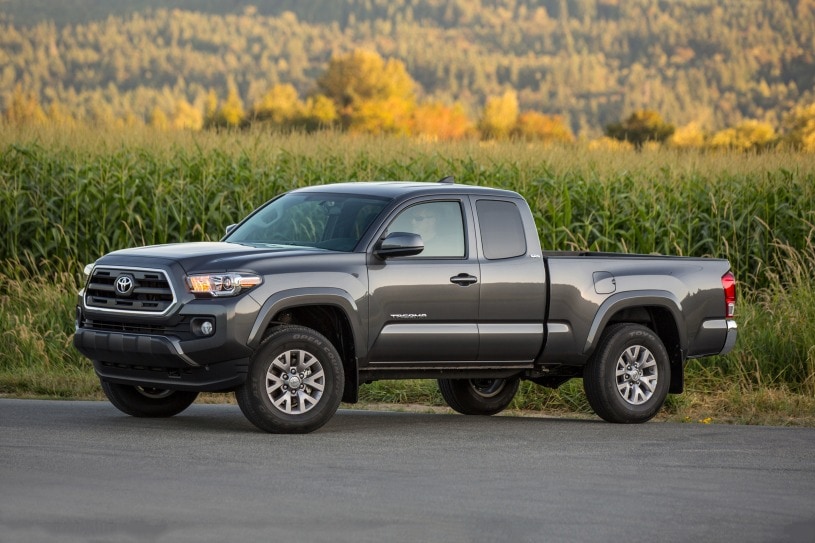 2018 Toyota Tacoma SR5 Extended Cab Pickup Exterior Shown