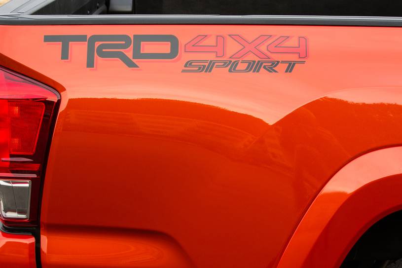 2019 Toyota Review & Ratings Edmunds