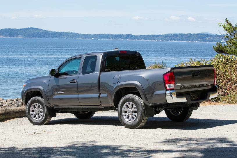 Toyota Tacoma SR5 Extended Cab Pickup Exterior Shown