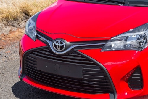2015 Toyota Yaris L 2dr Hatchback Front Badge