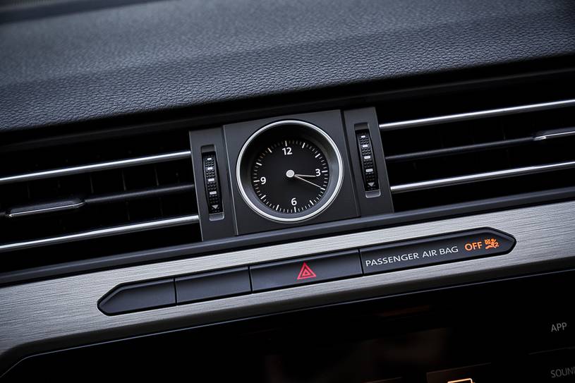 Volkswagen Arteon SE 4MOTION 4dr Hatchback Interior Detail