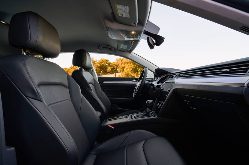 Volkswagen Arteon SE 4MOTION 4dr Hatchback Interior Shown