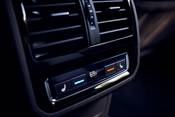 Volkswagen Arteon SEL Premium R-Line 4dr Hatchback Interior Detail
