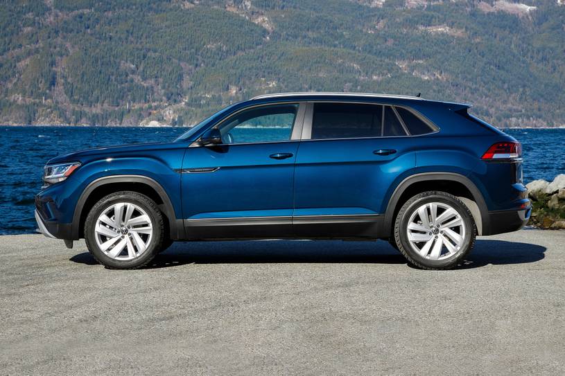 2020 Volkswagen Atlas Cross Sport Pictures - 136 Photos | Edmunds