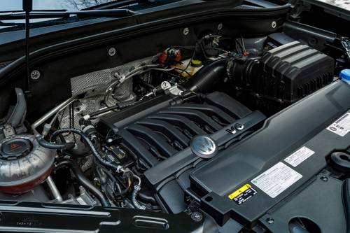 2020 Volkswagen Atlas Cross Sport V6 SEL Premium R-Line 4MOTION 4dr SUV 3.6L V6 Engine