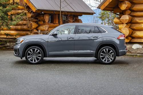 2022 Volkswagen Atlas Cross Sport SEL Premium R-Line 4dr SUV Profile