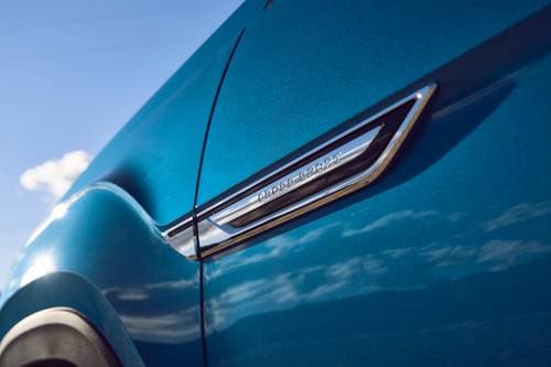2025 Volkswagen Atlas Cross Sport SEL Premium R-Line 4dr SUV Exterior Detail