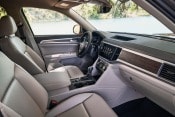 2018 Volkswagen Atlas V6 SE 4dr SUV Interior Shown