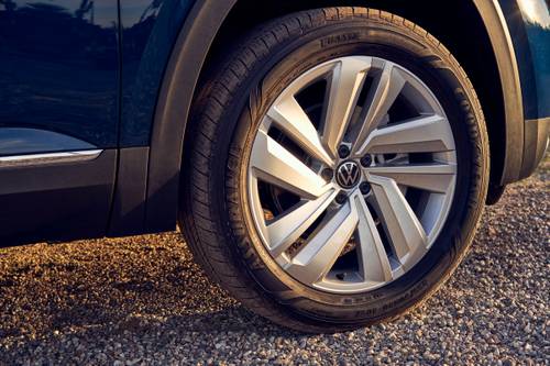 Volkswagen Atlas SEL 4dr SUV Wheel