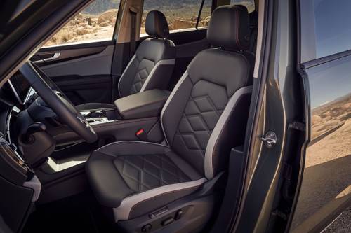 2024 Volkswagen Atlas Peak Edition SEL 4dr SUV Interior