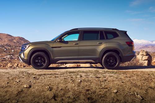 2024 Volkswagen Atlas Peak Edition SEL 4dr SUV Profile Shown