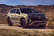 2025 Volkswagen Atlas Peak Edition 4dr SUV Exterior Shown