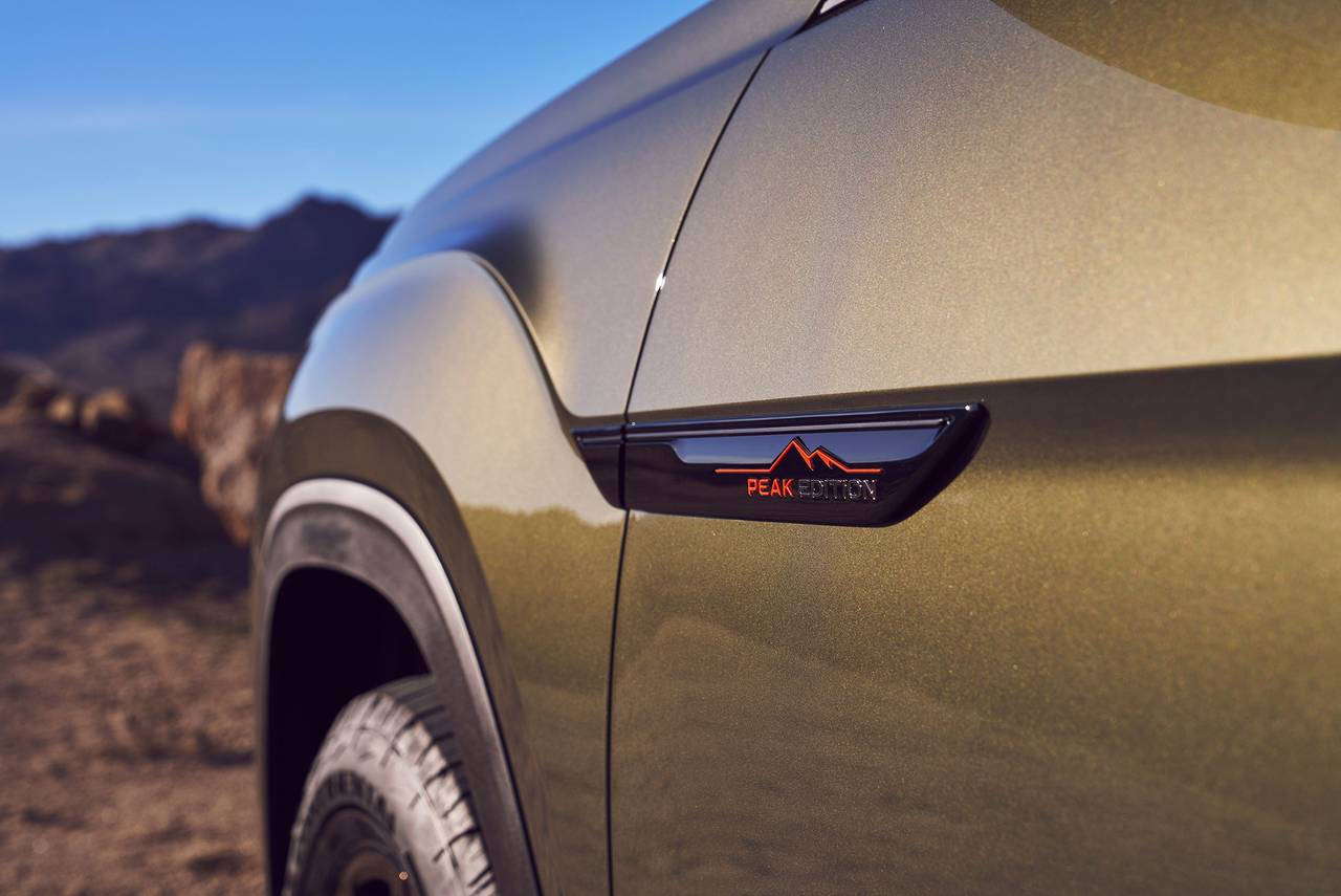 2026 Volkswagen Atlas Peak Edition