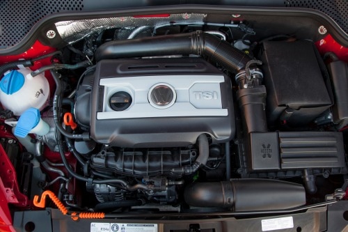 2013 Volkswagen Beetle Convertible Turbo 2.0L Turbocharged I4 Engine