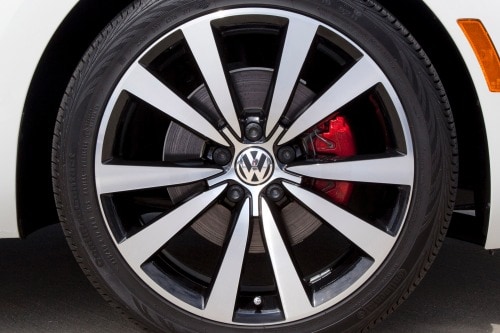 2015 Volkswagen Beetle Convertible R-Line Convertible Wheel