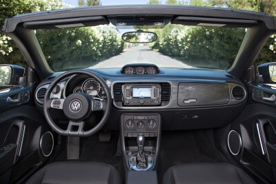 Used 2017 Volkswagen Beetle Convertible Pictures 81 Photos Edmunds 2017 Volkswagen Beetle Convertible 1 8t Sel Interior Shown