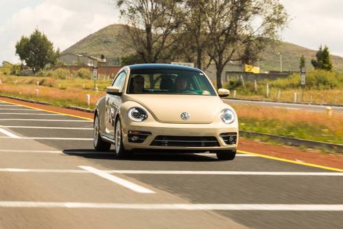 2019 Volkswagen Beetle 2.0T Final Edition SEL 2dr Hatchback Exterior