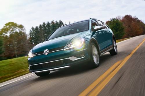 Volkswagen Golf Alltrack TSI SEL Wagon Exterior Shown