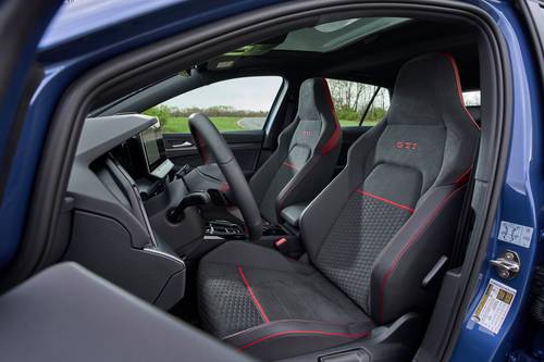 2025 Volkswagen Golf GTI SE 4dr Hatchback Interior