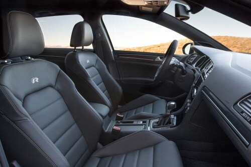 2015 Volkswagen Golf R w/Dynamic Chassis Control and Navigation 4dr Hatchback Interior