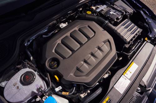Volkswagen Golf R 4dr Hatchback 2.0L Turbo Engine