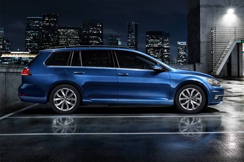 2019 Volkswagen Golf SportWagen 1.4T SE Wagon Profile Shown