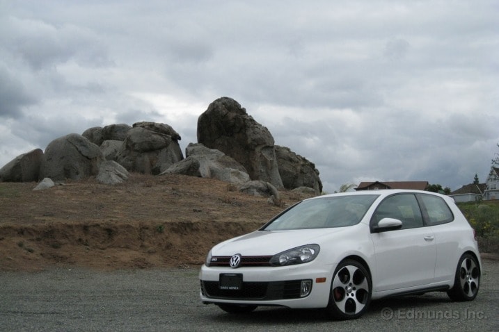foredrag Hængsel Subjektiv 2010 Volkswagen GTI: What's It Like to Live With? | Edmunds