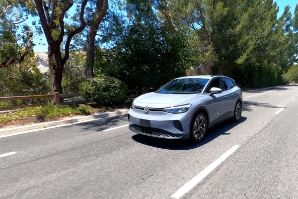 Is the 2021 Volkswagen ID.4 Pro the New Range King Among Mainstream EVs?
