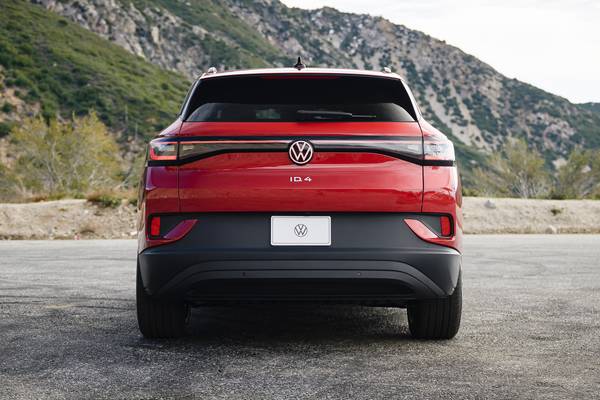 2025 Volkswagen ID.4 Review