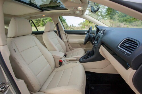 2013 Volkswagen Jetta SportWagen TDI Wagon Interior