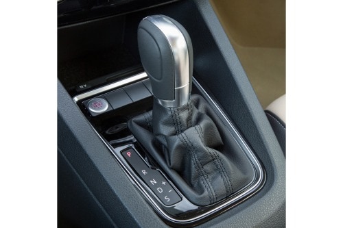 2016 Volkswagen Jetta 1.8T SEL Premium Sedan Shifter