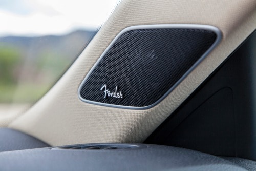 2016 Volkswagen Jetta Hybrid SEL Premium Sedan Interior Detail