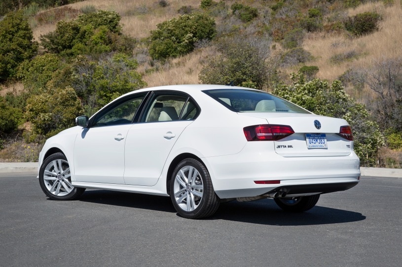 2017 Volkswagen Jetta Pictures 107 Photos Edmunds
